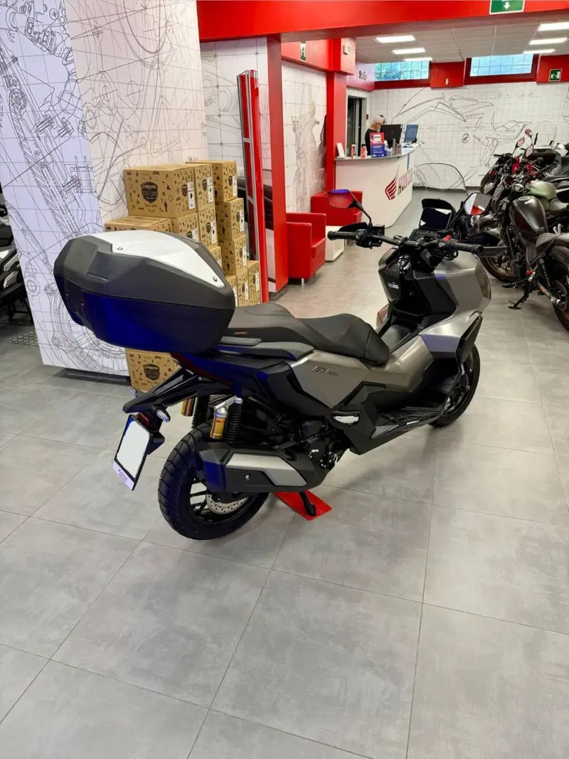 Honda ADV 350 (2025 - 26) (4)