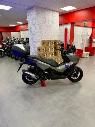 Honda ADV 350 (2025 - 26) usata