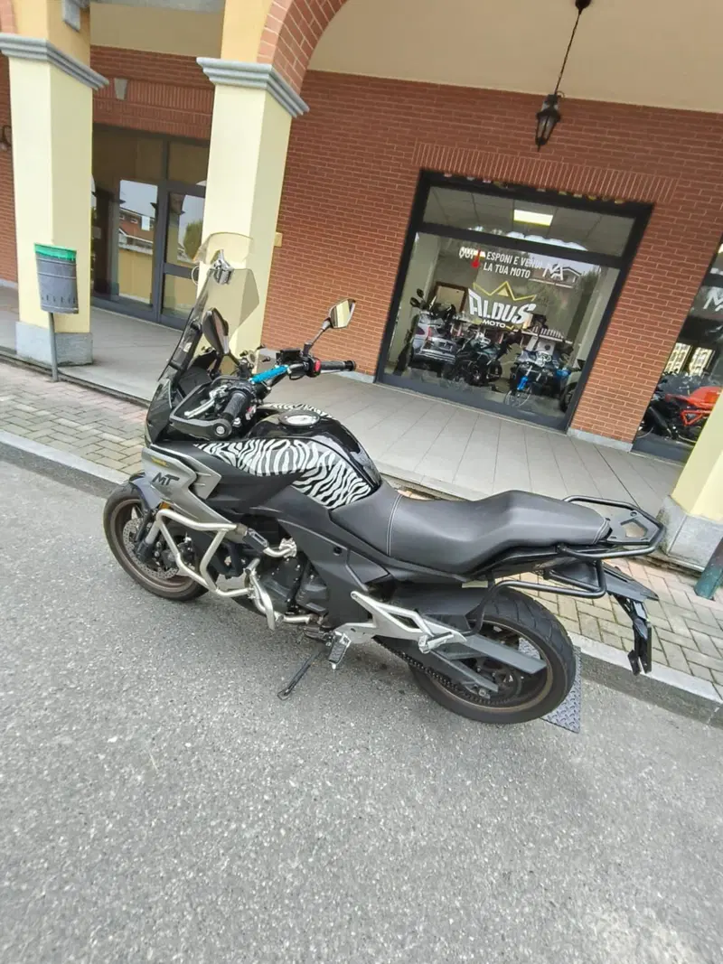 CFMOTO 700MT (2024 - 26) (5)