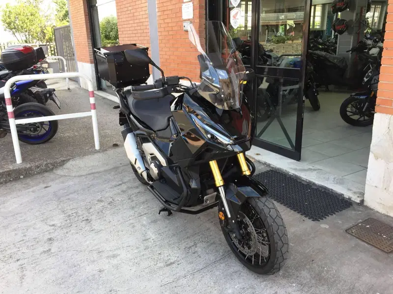Honda X-ADV 750 (2025 - 26) (2)