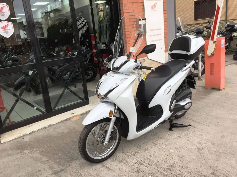 Honda SH 350 (2021 - 24) (4)