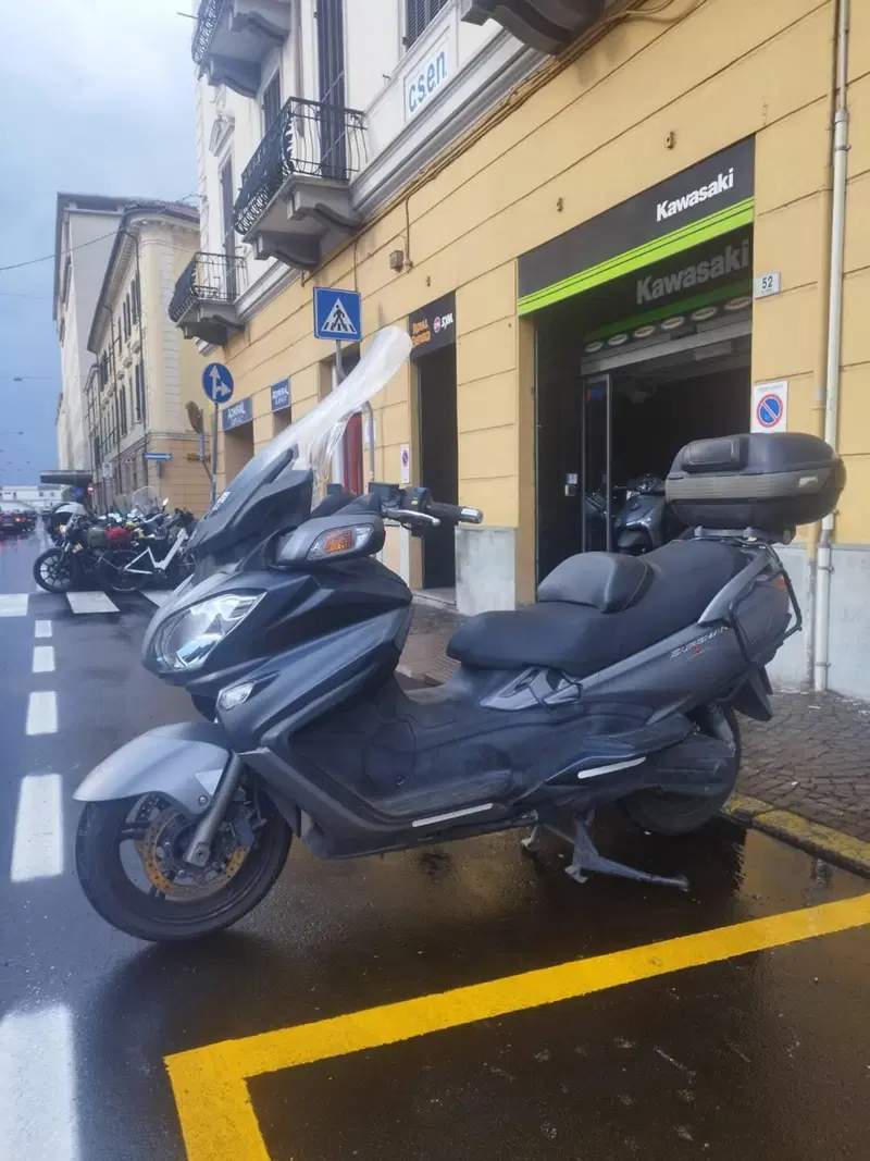 Suzuki Burgman AN 650 Executive ABS (2013 - 17) (2)