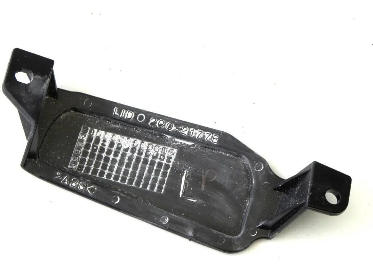 Coperchietto retroscudo sx Yamaha XP500 T-Max 500 (6)
