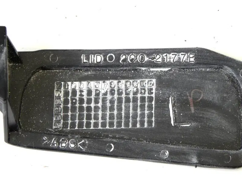 Coperchietto retroscudo sx Yamaha XP500 T-Max 500 (7)