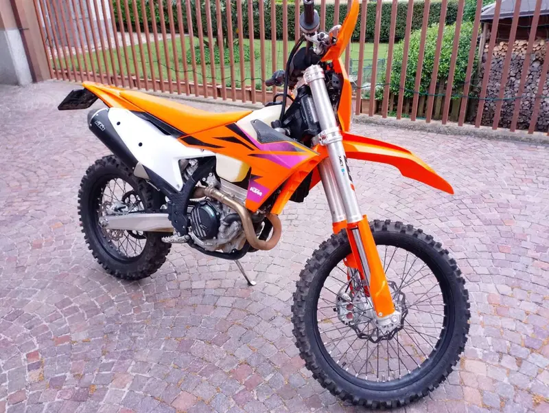KTM 250 EXC-F (2024) (2)