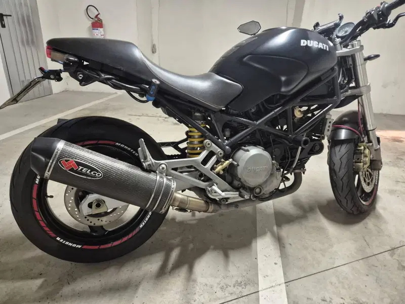 Ducati Monster 620 I.E. Dark (2002) (4)