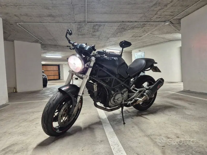 Ducati Monster 620 I.E. Dark (2002) (5)