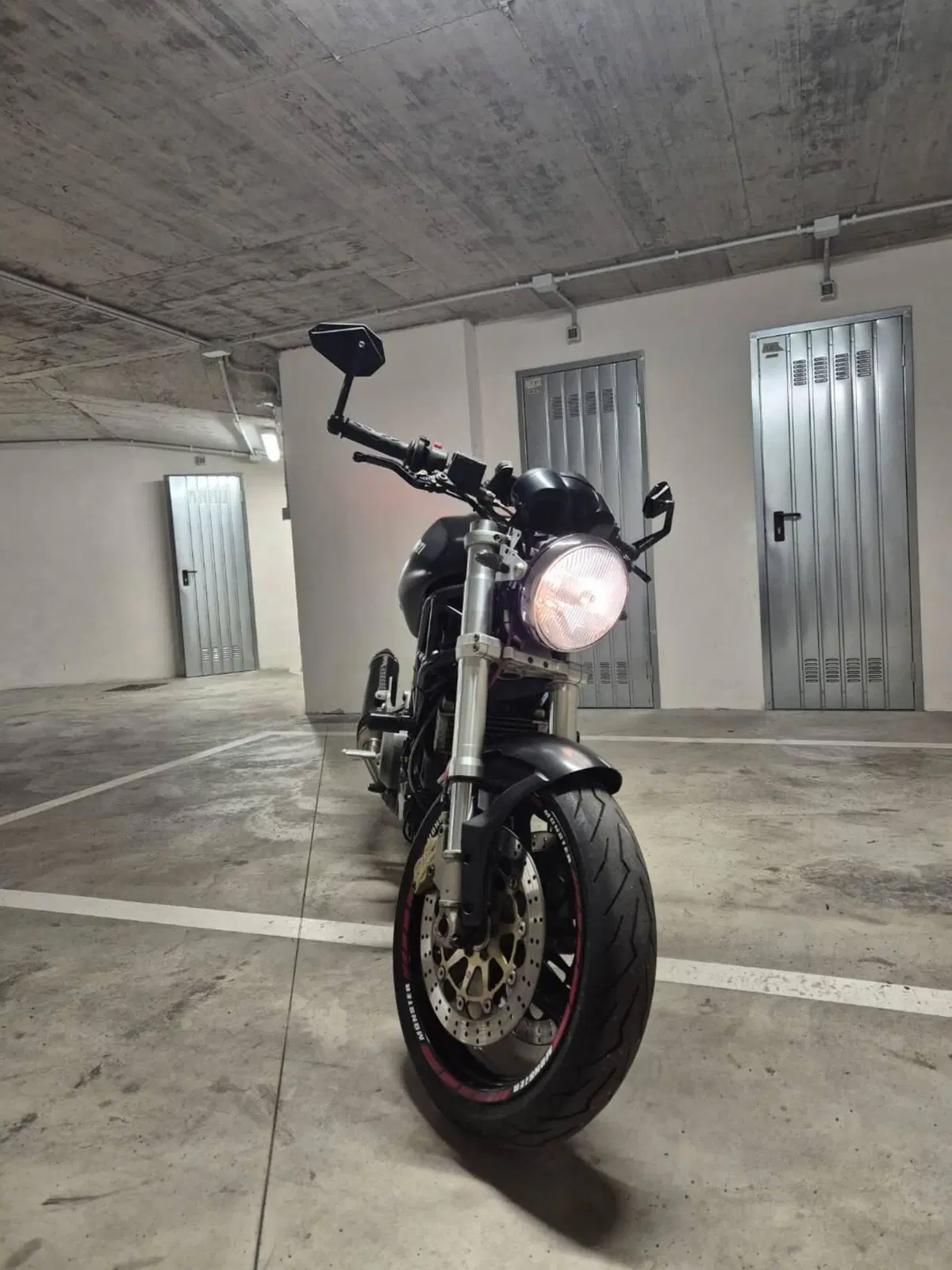 Ducati Monster 620 I.E. Dark (2002) (6)