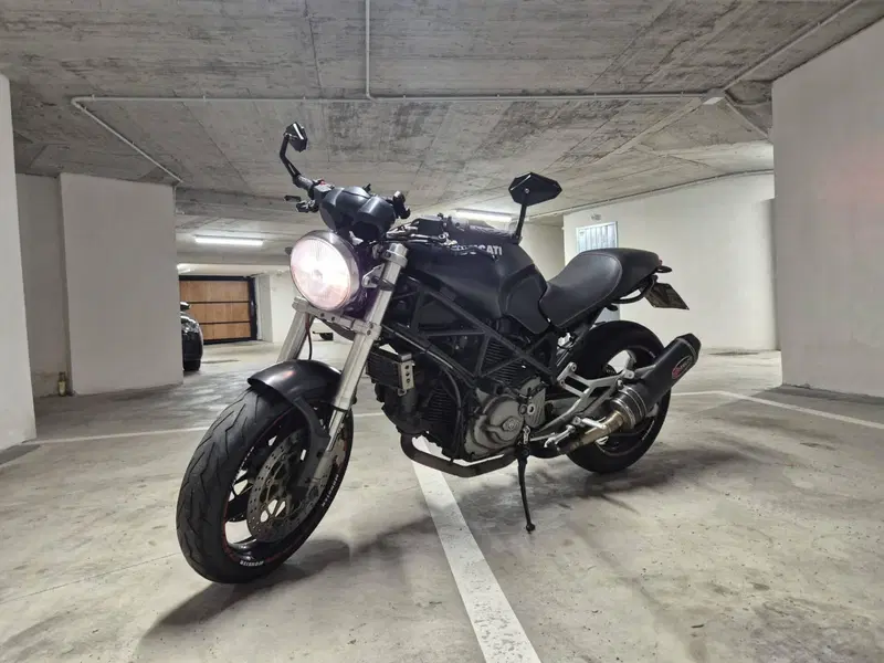 Ducati Monster 620 I.E. Dark (2002) (8)