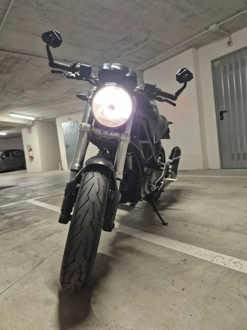 Ducati Monster 620 I.E. Dark (2002)