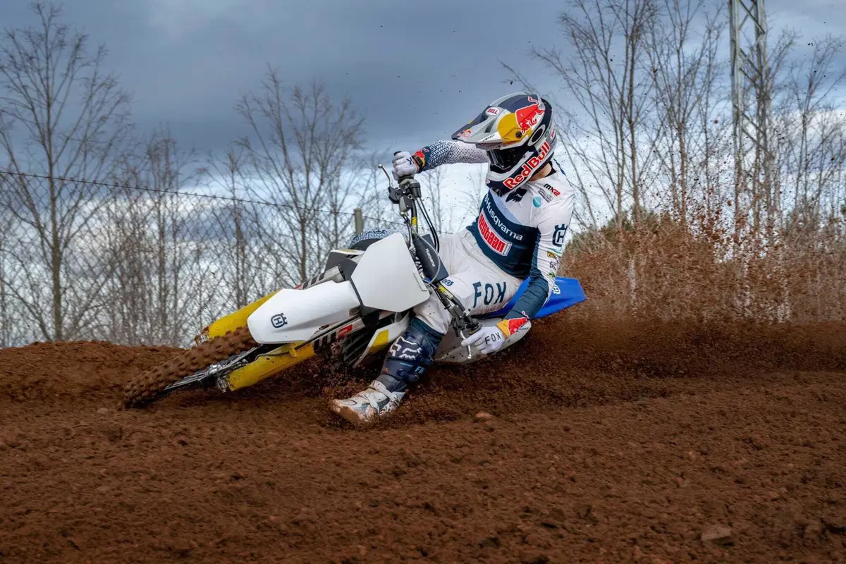 Husqvarna lancia la gamma Motocross 2027 (22)