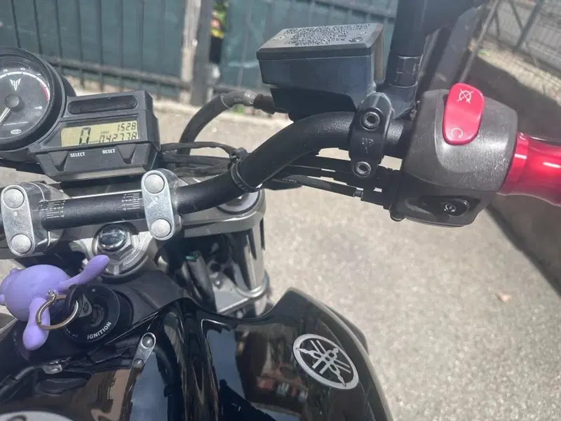 Yamaha MT-03 (2006 - 14) (4)