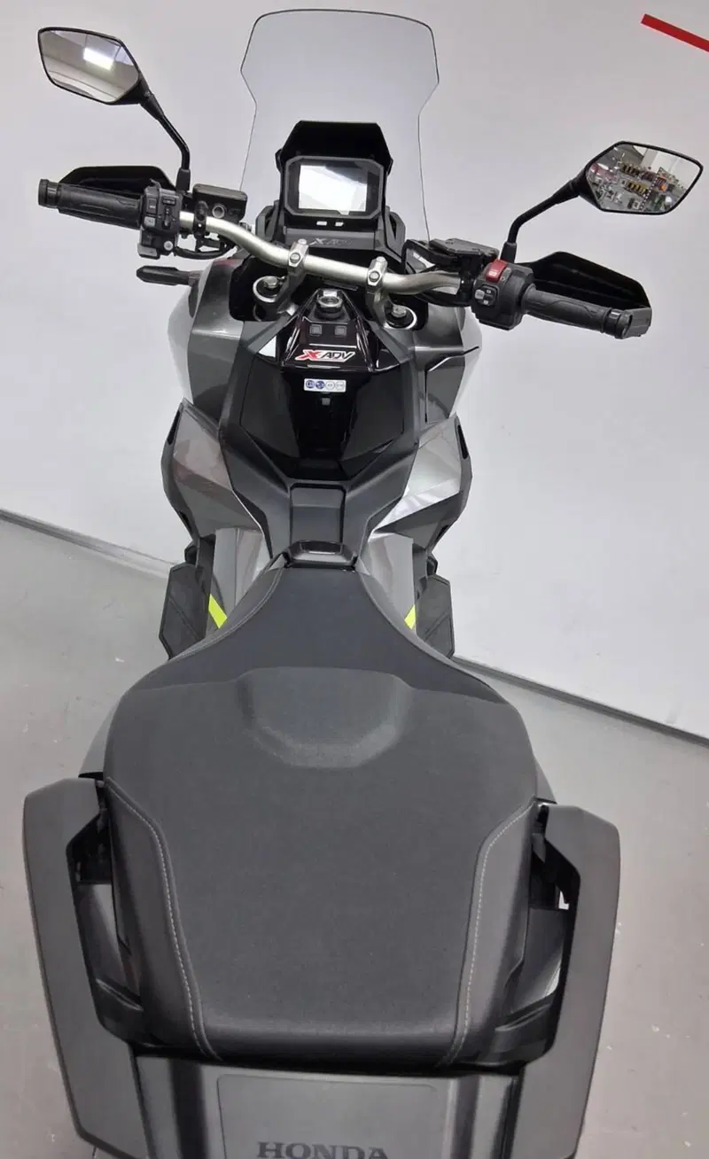 Honda X-ADV 750 DCT (2021 - 24) (4)
