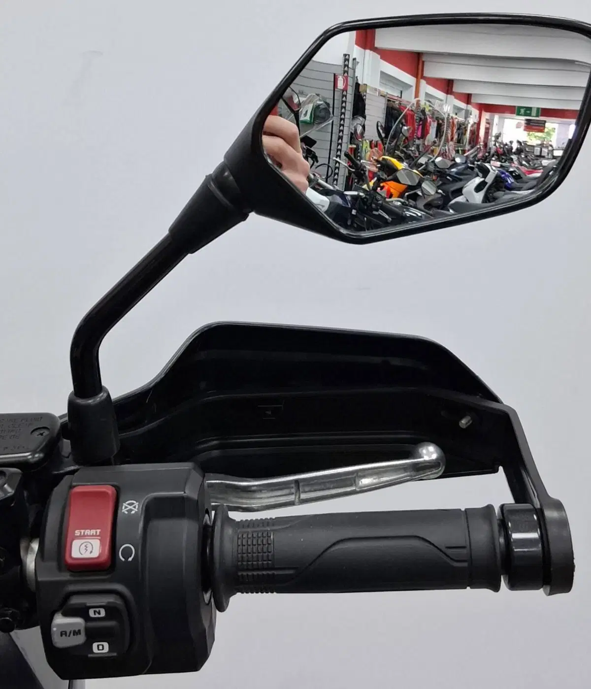 Honda X-ADV 750 DCT (2021 - 24) (5)
