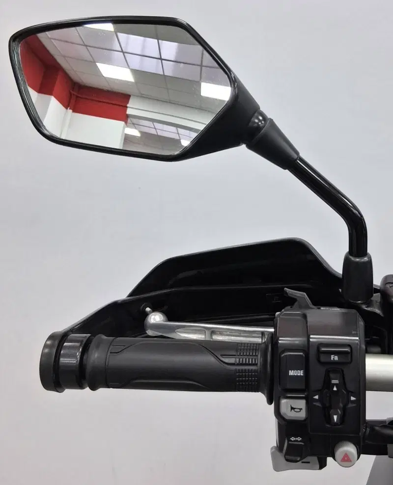 Honda X-ADV 750 DCT (2021 - 24) (6)