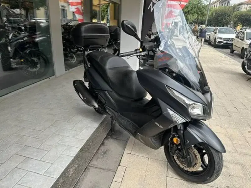 Kymco X-Town 300i ABS (2016 - 20) (2)