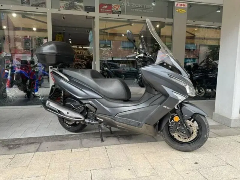Kymco X-Town 300i ABS (2016 - 20) (4)