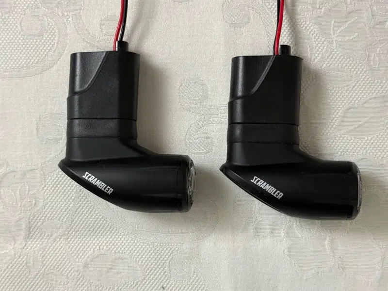 Cerchi a RAGGI Ducati Scrambler 2025 + Freni BREMB (5)