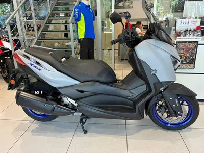 Yamaha X-Max 300 (2021 - 24) usata