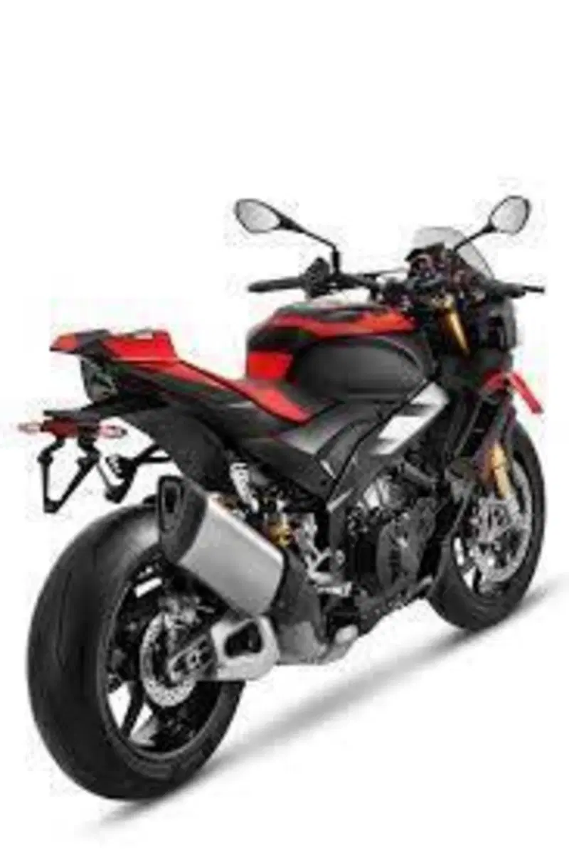 Aprilia Tuono V4 Factory (2025 - 26) (4)