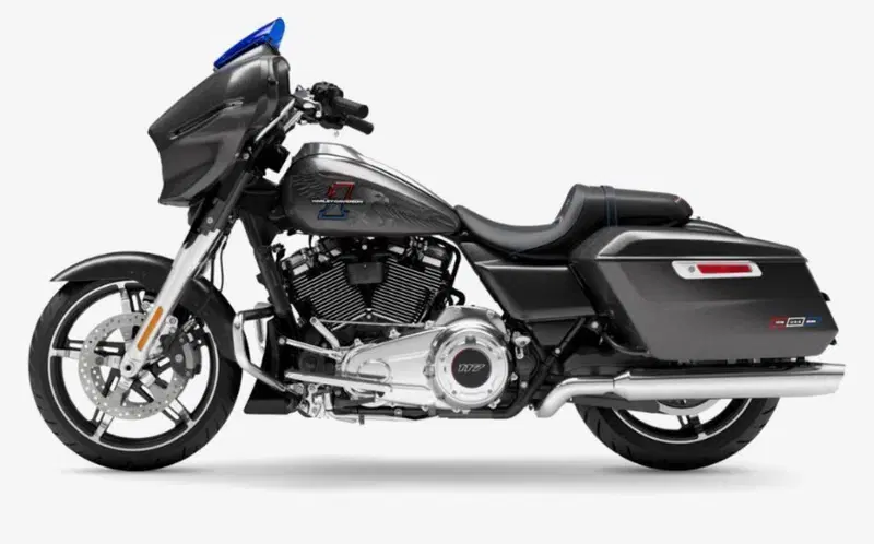 Harley-Davidson Street Glide Liberty Edition (2026) (2)