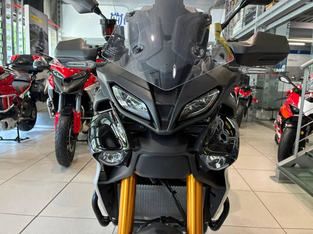 Yamaha Tracer 9 GT+ (2023 - 24) (8)