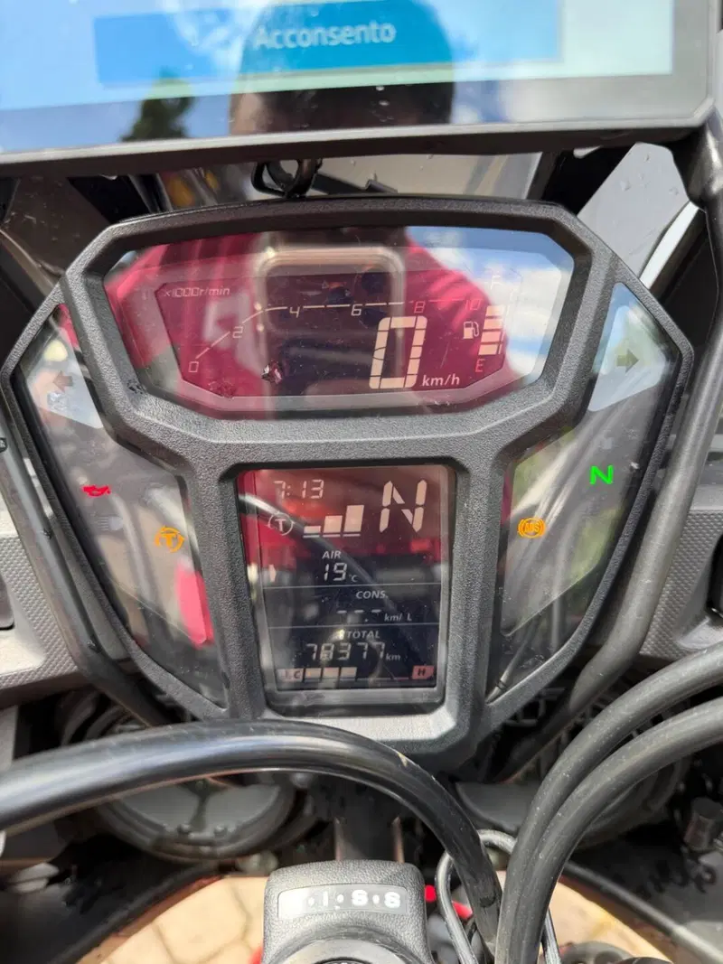 Honda Africa Twin CRF 1000L ABS (2016 - 17) (6)