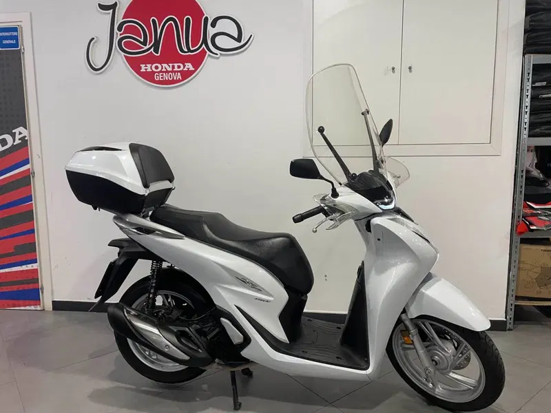 Honda SH 150i (2020 - 23) (2)