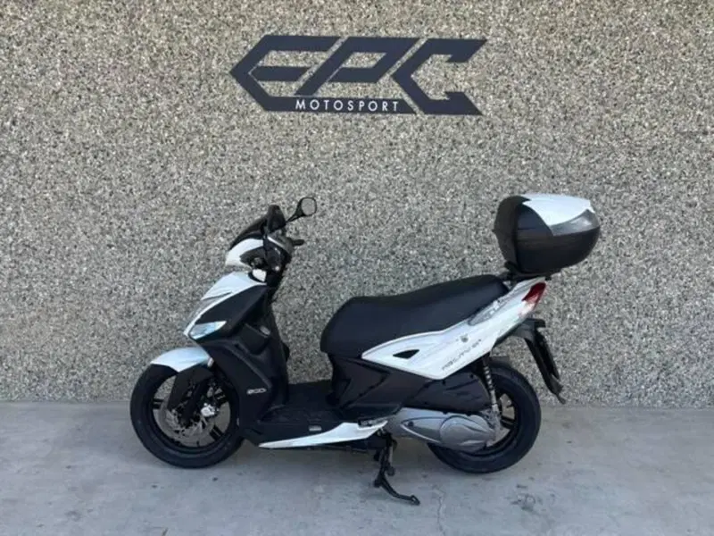 Kymco Agility 200i R16 + (2014 - 17) (2)