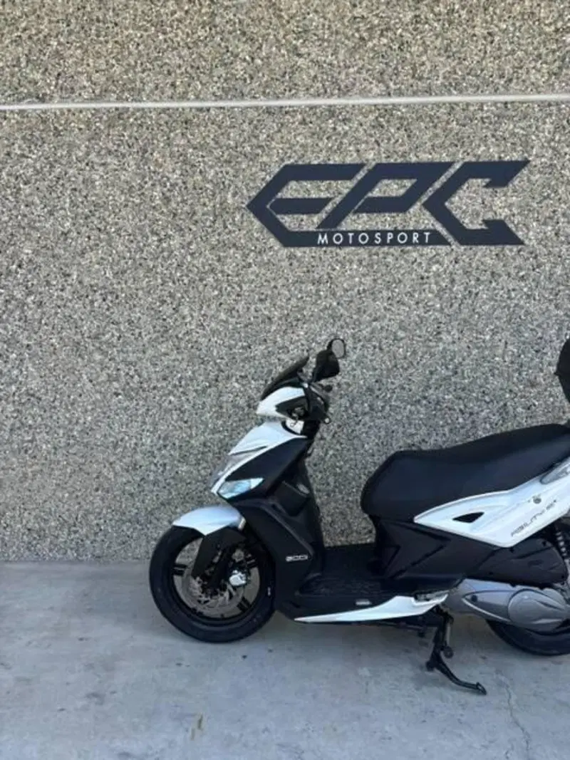 Kymco Agility 200i R16 + (2014 - 17) (3)