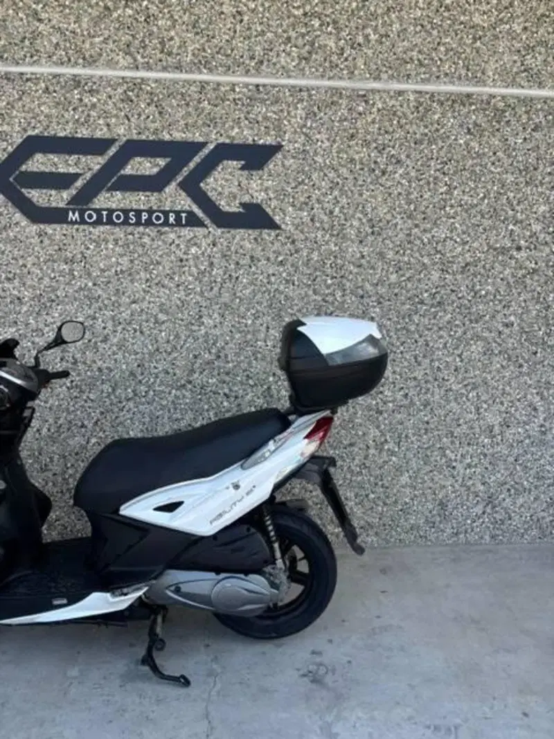Kymco Agility 200i R16 + (2014 - 17) (4)