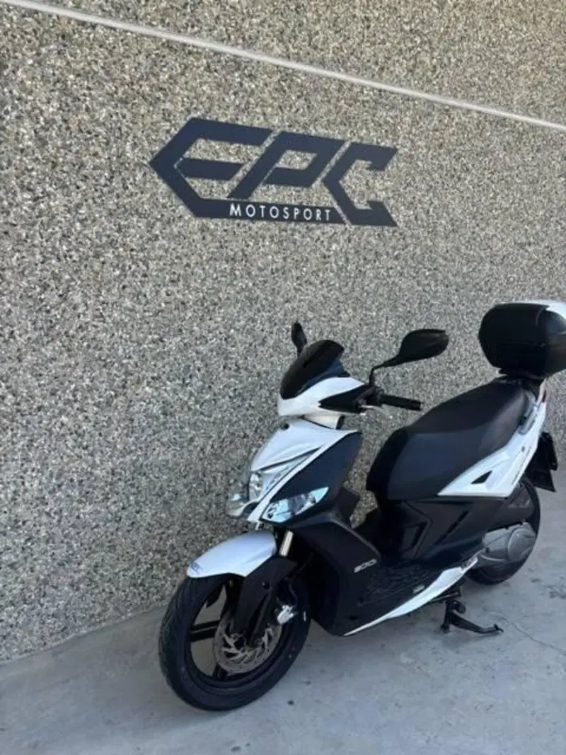 Kymco Agility 200i R16 + (2014 - 17) (6)