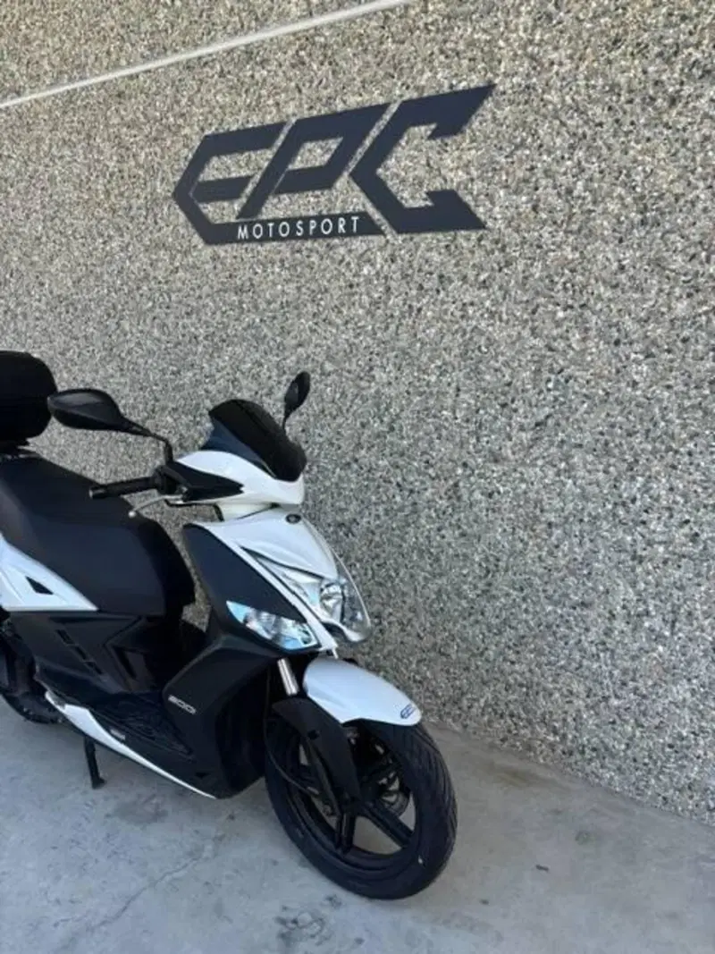 Kymco Agility 200i R16 + (2014 - 17) (11)
