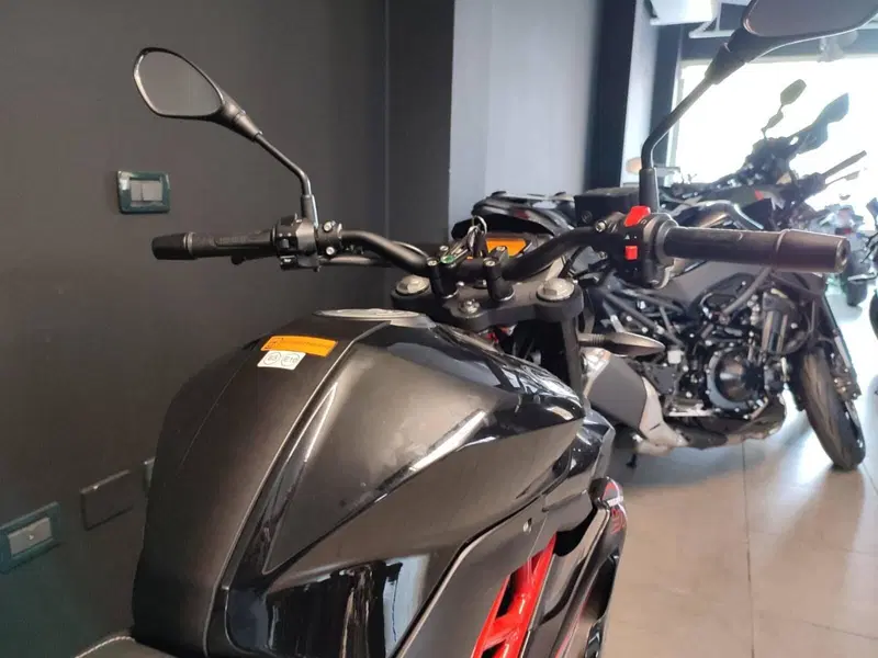 Benelli BN 125 (2021 - 25) (6)