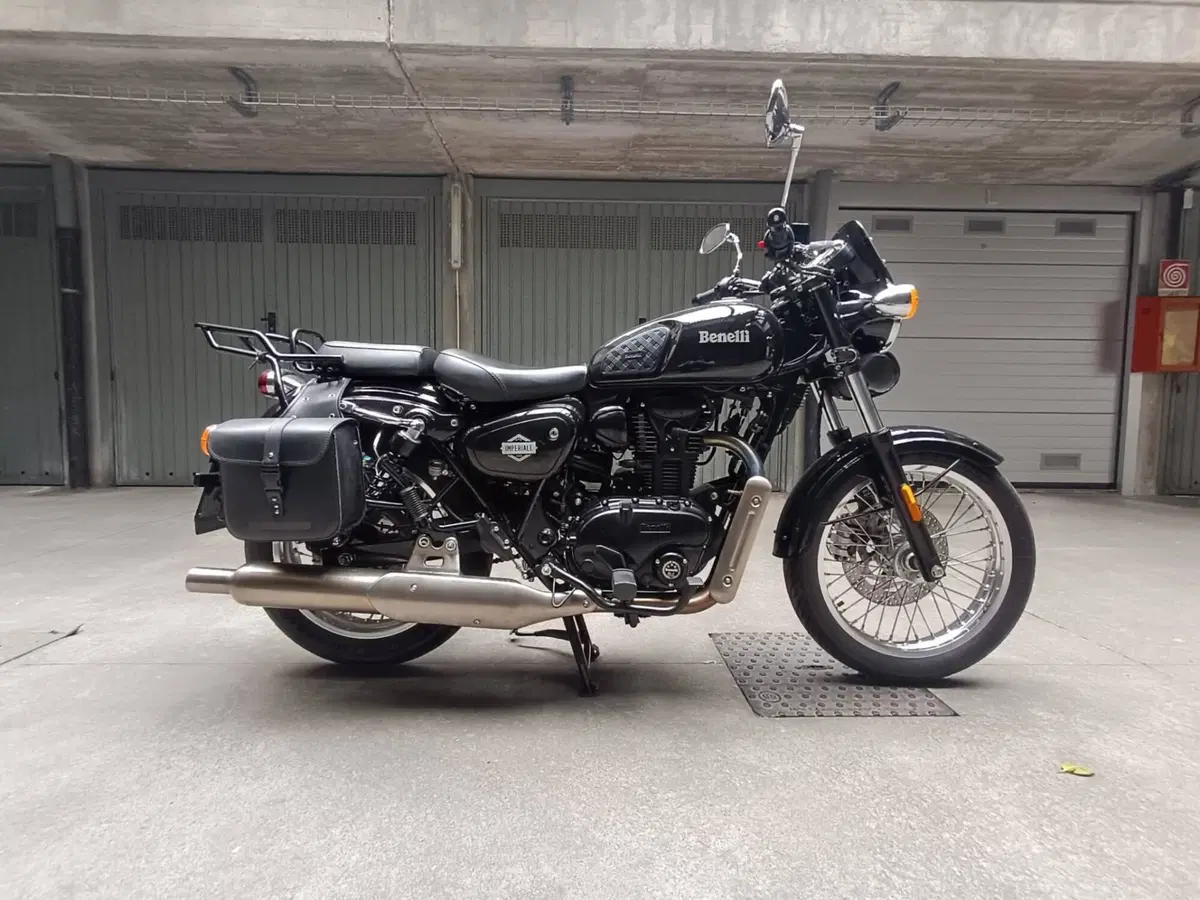 Benelli Imperiale 400 (2021 - 25) (4)