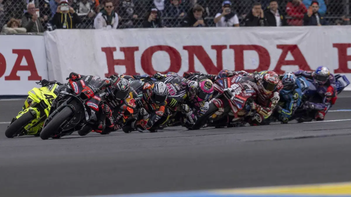 MotoGP 2026. GP di Francia. Le foto più belle della gara e del weekend a Le Mans! (32)