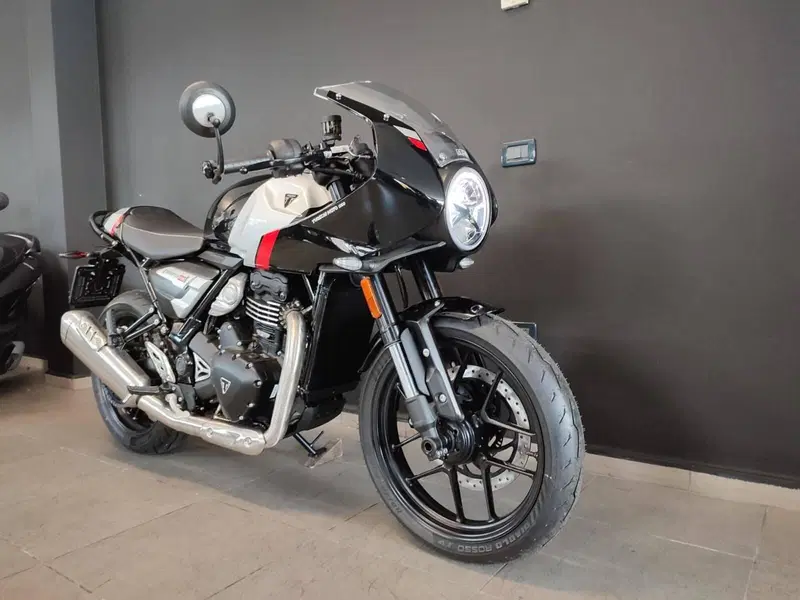 Triumph Thruxton 400 (2026) (5)