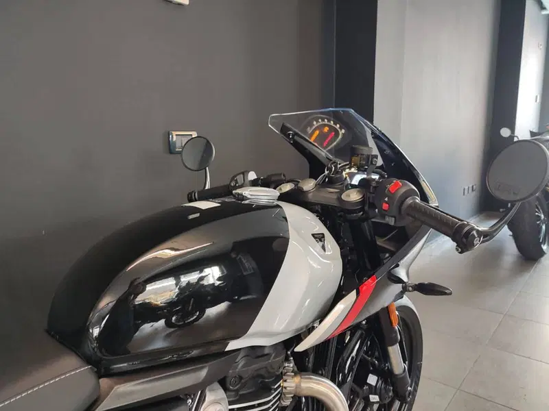Triumph Thruxton 400 (2026) (7)