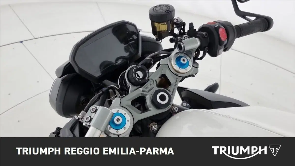 Triumph Street Triple 765 Moto2 (2026) (9)