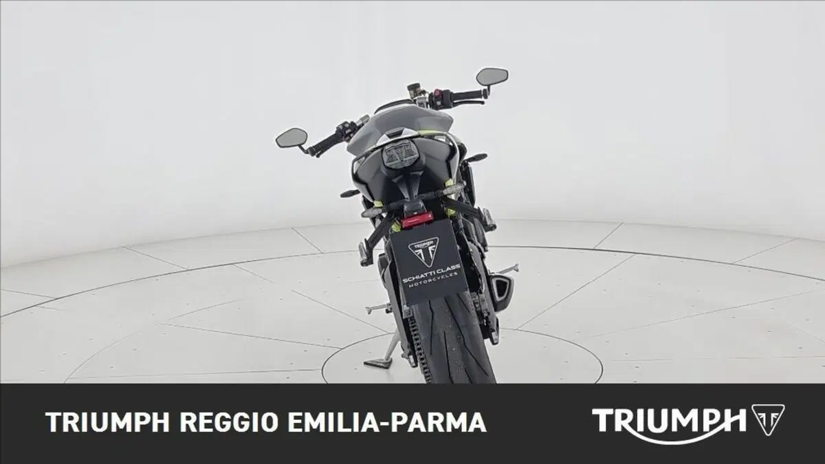 Triumph Street Triple 765 Moto2 (2026) (2)