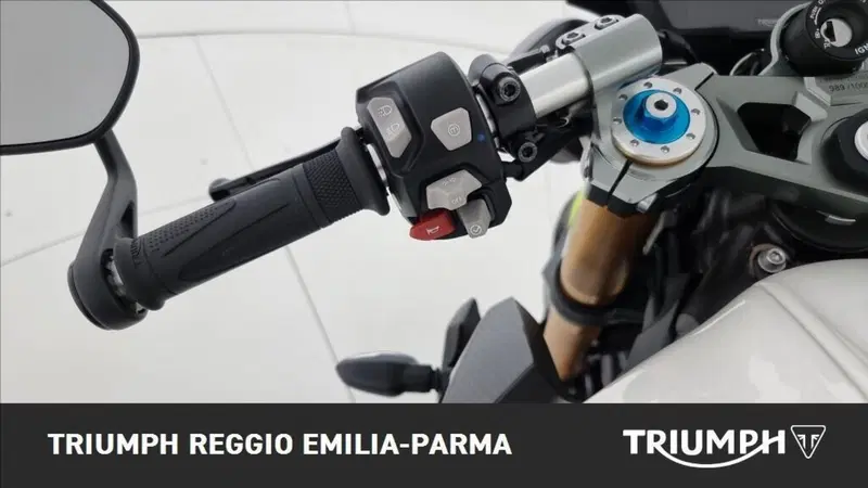 Triumph Street Triple 765 Moto2 (2026) (11)