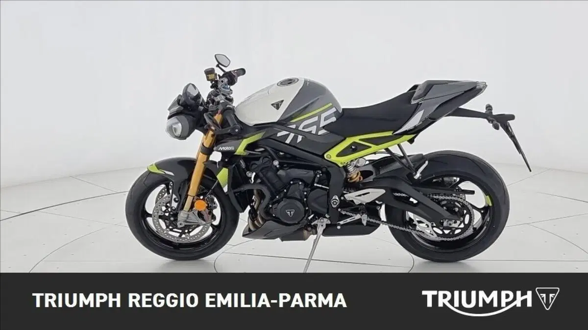 Triumph Street Triple 765 Moto2 (2026) (4)