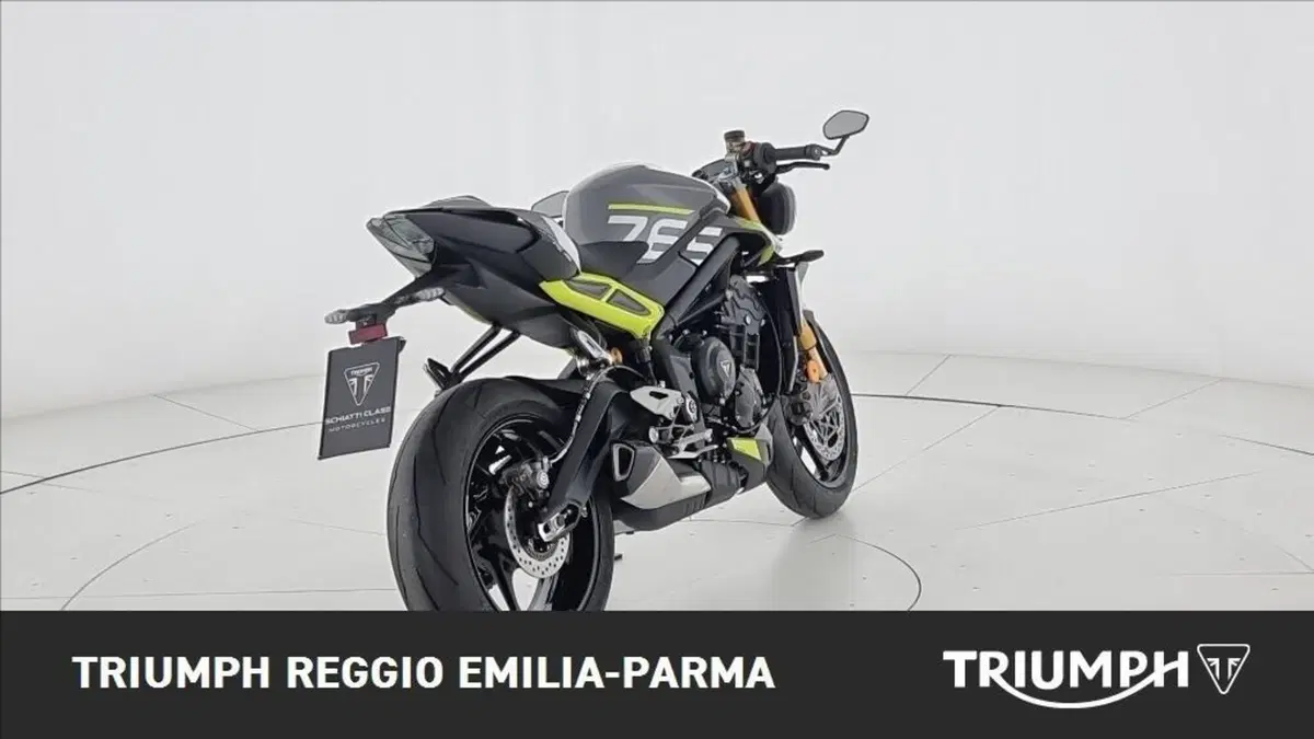 Triumph Street Triple 765 Moto2 (2026) (8)
