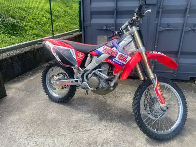 Honda CRF 250R (2005) usata