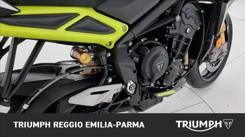 Triumph Street Triple 765 Moto2 (2026) (20)