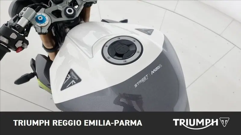 Triumph Street Triple 765 Moto2 (2026) (12)