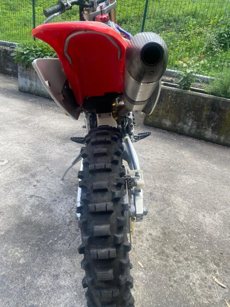Honda CRF 250R (2005) (5)