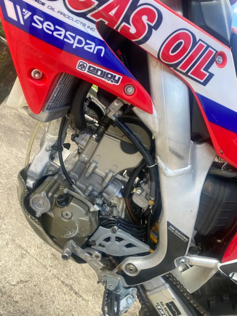 Honda CRF 250R (2005) (6)