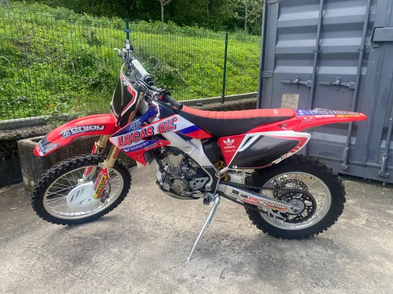 Honda CRF 250R (2005) (8)