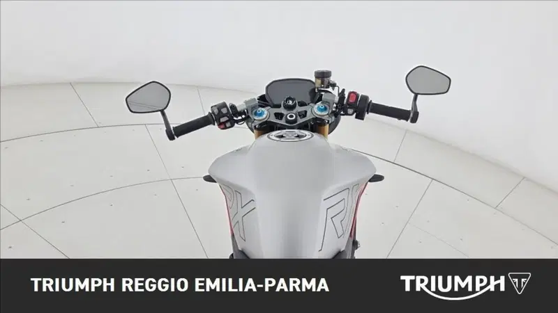 Triumph Street Triple 765 RX (2026) (15)